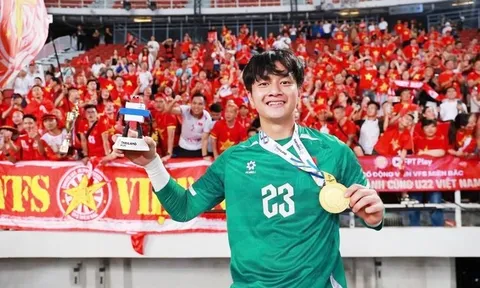 Người hùng của U23 Việt Nam với phong cách đời thường giản dị nhưng sáng bừng