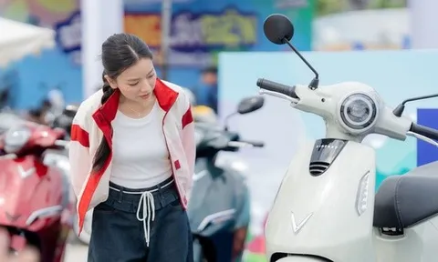 VinFast "nhấn ga" lịch sử: Doanh số xe máy điện 2025 tăng trưởng kỷ lục 473%!