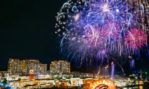 Kỷ lục “không tưởng” ở đảo ngọc đẹp bậc nhất hành tinh: 750 đêm khai hỏa 380.000 quả pháo hoa