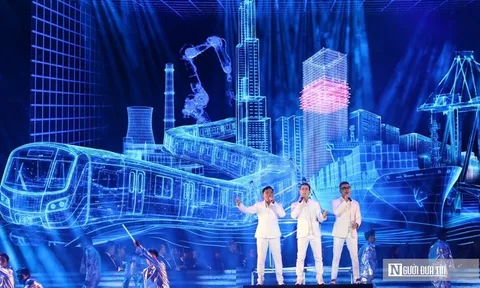 90 phút nghệ thuật đặc biệt tại Tp.HCM thắp lên niềm tin và khát vọng phát triển đất nước