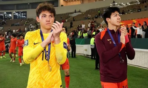 Li Hao hụt “Găng tay vàng”, báo Trung Quốc “không phục” AFC