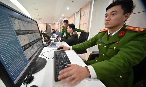 CẬN CẢNH quy trình phạt nguội vi phạm trật tự đô thị của Công an Hà Nội, "mắt thần" soi từng mét vuông