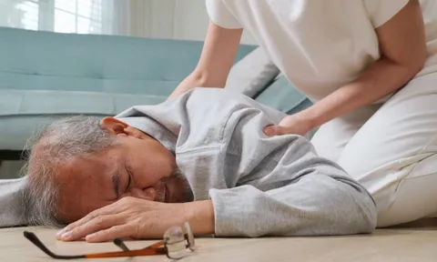 Vì sao buổi sáng dễ xảy ra đột quỵ?