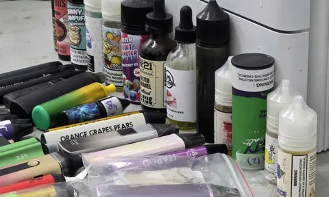 Chứa chấp người hút thuốc lá điện tử sẽ bị phạt đến 10 triệu đồng