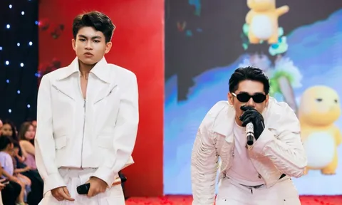 "Người mẫu triển vọng của năm" 2025 trổ tài hát rap tại sân khấu Gala Chào Xuân 2026