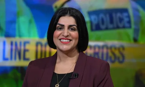 Cảnh sát Anh thay người bằng AI: Chatbot nghe máy, robot xử án trong vài giờ