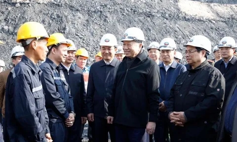 Tổng Bí thư, Thủ tướng thăm DN khai thác gần 3 triệu tấn "vàng đen" của VN, có doanh thu 5.200 tỷ đồng