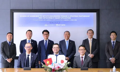 CMC bắt tay NTT DATA