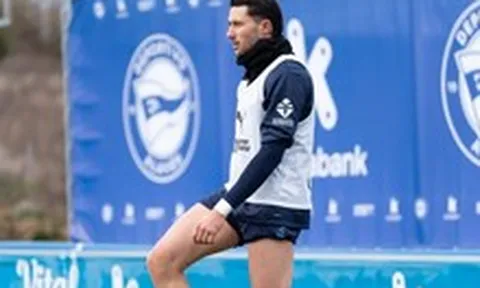 Cầu thủ "nhập lậu" Malaysia trở lại tập luyện: Kẻ vui vẻ, người hoang mang