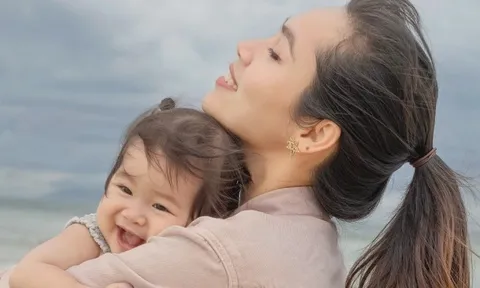 Hoàng My một mình nuôi con