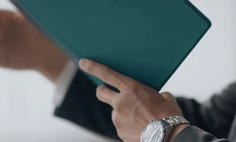 10 lần trúng độc đắc không bằng cưới được tổng tài này: Cơ bắp, quyền lực, tài lực đủ cả, chị em đổ ầm ầm