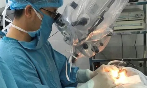 Việt Nam thí điểm phương pháp điều trị điếc hiện đại nhất thế giới