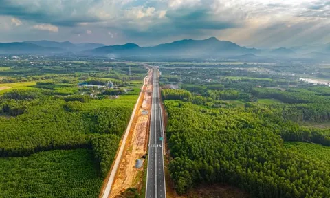 Cận Tết, người dân từng ngày mong ngóng cao tốc Bắc – Nam thông xe