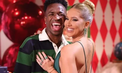 Chuyện yêu của Vinicius: Giữa lãng mạn và áp lực