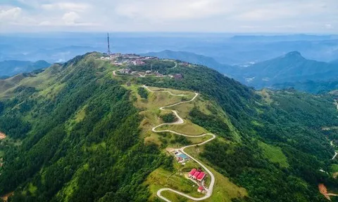 Việt Nam sắp có thêm cáp treo lên đỉnh núi, dự kiến rót hơn 7.300 tỷ