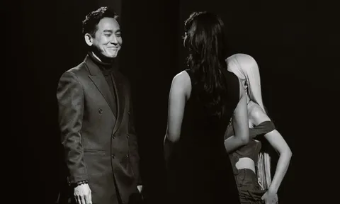 Cặp sao Việt lệch nhau 29 tuổi vẫn đẹp đôi điên đảo, nhìn nhau nửa giây cũng đủ viết 1000 trang ngôn tình