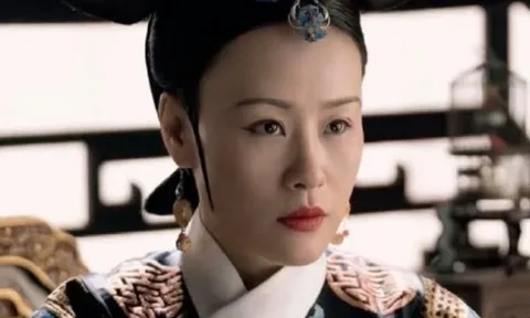 Hoàng Thái Hậu "Như Ý Truyện" đột ngột báo tin góa chồng