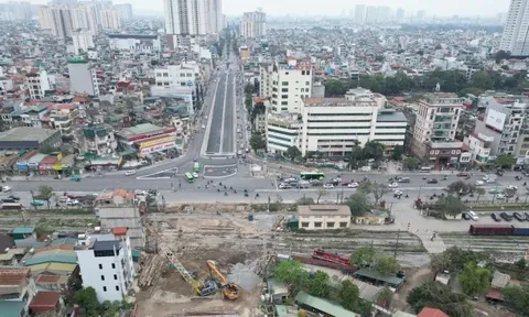 Hầm chui nút giao Giải Phóng - Kim Đồng lỡ hẹn thông xe