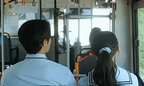 Trời sập cũng phải xem phim Hàn này bằng được: Cặp chính nhan sắc quá đã, tiên đồng ngọc nữ giá đáo nhân gian