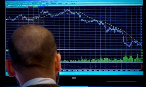 Trung Quốc làm gì mà khiến thị trường kim loại toàn cầu chao đảo?