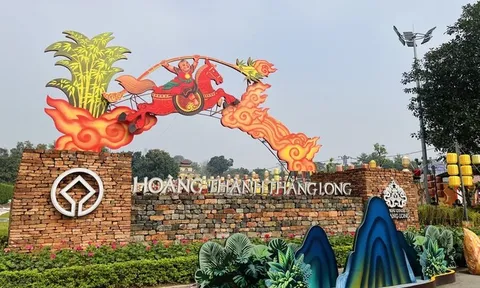 “Tết 3 miền” giữa lòng Hoàng thành: Đi một vòng chạm trọn hồn xuân Việt