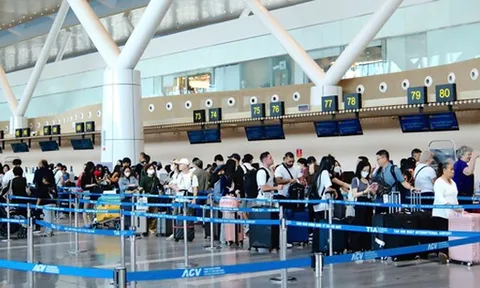 Siết trách nhiệm hãng bay để hạn chế chậm, trễ chuyến