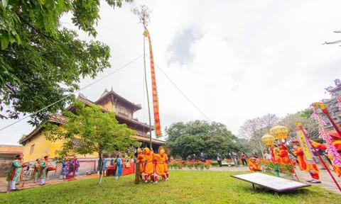 Huế: Tổ chức lễ Thướng tiêu tại Đại Nội đón Tết Bính Ngọ 2026