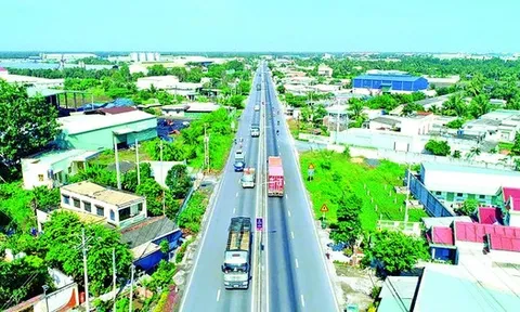 Những chuyến xe Tết trên đường tỉnh 830