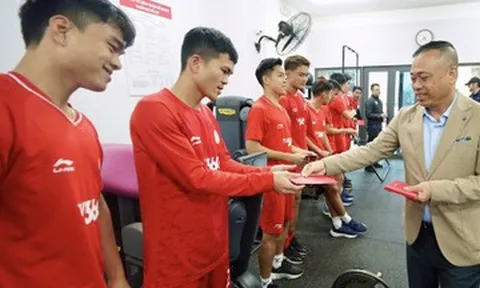 Các đội V-League nô nức hội quân sau Tết