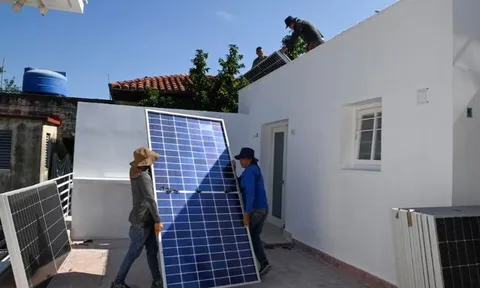 Cuba thiếu điện trầm trọng, láng giềng Việt Nam mang đến tin vui