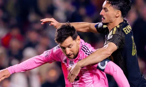 MLS ra phán quyết vụ Messi nổi nóng, theo vào phòng trọng tài