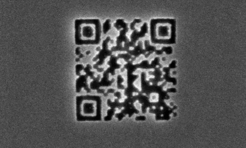 Mã QR nhỏ nhất thế giới: Chỉ 1,98 micromet vuông, bé hơn cả vi khuẩn và được Guinness công nhận