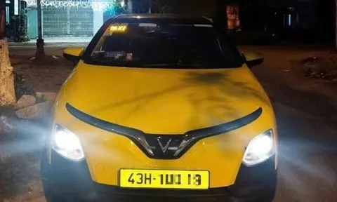 Tài xế chạy taxi hết 106k, nhưng khách chuyển khoản 10 triệu đồng, cảnh sát dùng các biện pháp nghiệp vụ vào cuộc khẩn cấp