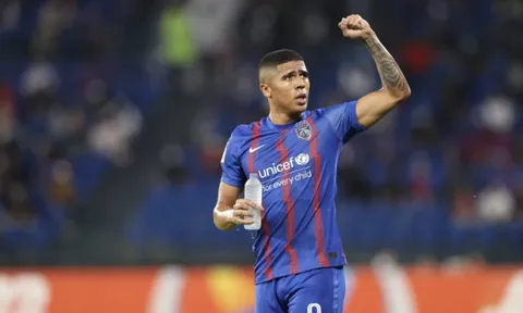 Malaysia lại nhập tịch "vũ khí khủng" đấu thầy trò Kim Sang-sik