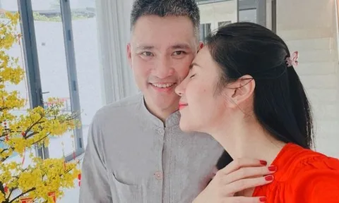 Cái Tết lạ của Công Vinh - Thủy Tiên