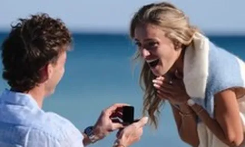 Nên duyên từ sân pickleball, cặp đôi chuyên nghiệp thông báo đính hôn