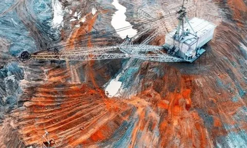 Khoan hơn 6.000m xuống đáy biển, một quốc gia châu Á vừa phát hiện mỏ đất hiếm khổng lồ, trữ lượng đủ cả thế giới dùng trong hơn 700 năm