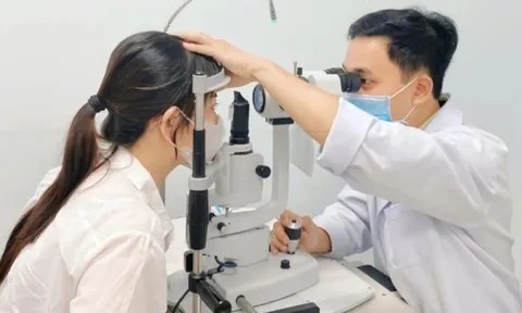 Từ 18 tuổi trở xuống mổ cận thị được hưởng bảo hiểm y tế