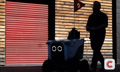 Bị AI cướp việc, tài xế công nghệ chuyển sang làm nghề 'chăn dắt robot' với mức lương 1,4 tỷ đồng