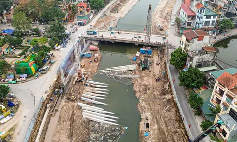 Toàn cảnh công trình cải tạo hạ lưu sông Kim Ngưu gần 700 tỷ đồng sắp cán đích