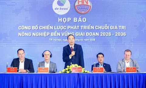 De Heus Hà Lan hợp tác Hùng Nhơn phát triển chuỗi giá trị nông nghiệp bền vững