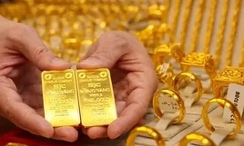 Giá vàng đồng loạt giảm mạnh
