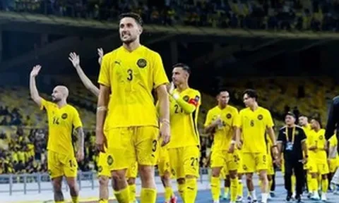 Phải gây sức ép lên AFC!