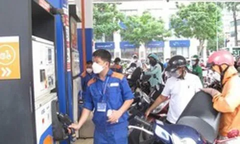 Giá xăng dầu bao giờ hạ nhiệt?