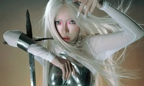 Phùng Khánh Linh tung "Giả vờ" trước liveshow 3 ngày