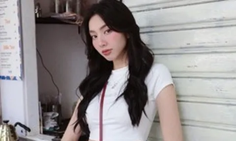 Mẹ Thuỳ Tiên bất ngờ đưa ra thông báo vỏn vẹn 4 chữ