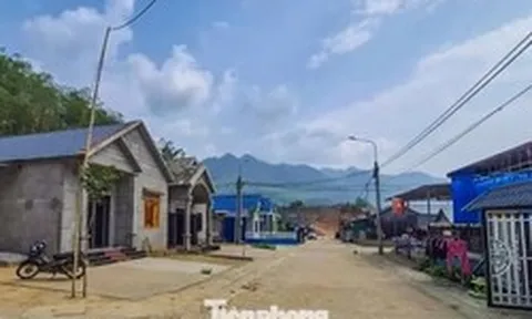 Đổ nợ vì trót vay tiền xây nhà tái định cư, chờ nhà nước hỗ trợ