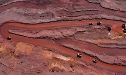 Sau vàng và bạc, một mặt hàng cực quan trọng bị bán tháo - giá lao dốc không phanh