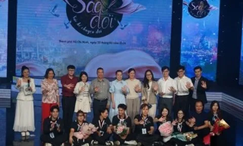 Mãn nhãn chương trình biểu diễn dự án tốt nghiệp của sinh viên