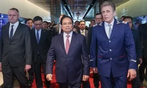 Thăm công trình 90 năm tuổi dưới lòng đất ở Moscow, Thủ tướng đề nghị Nga hỗ trợ xây tại Hà Nội, TP.HCM